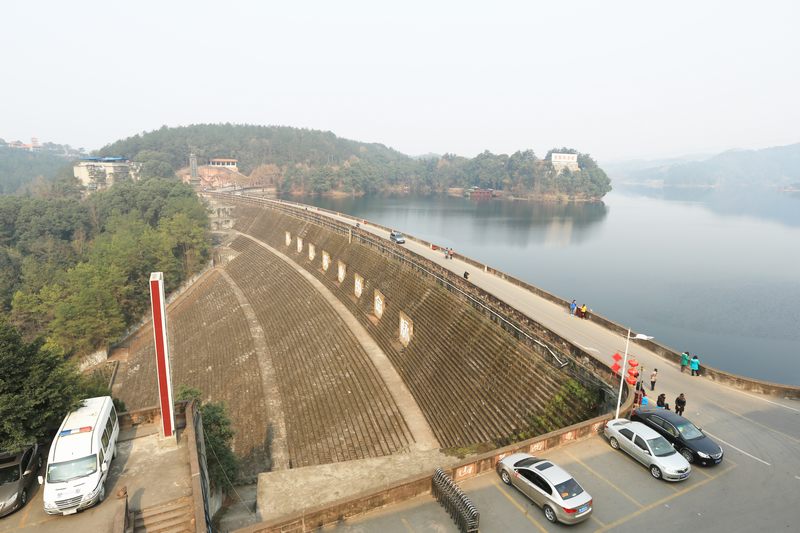 仁寿黑龙滩水库大坝