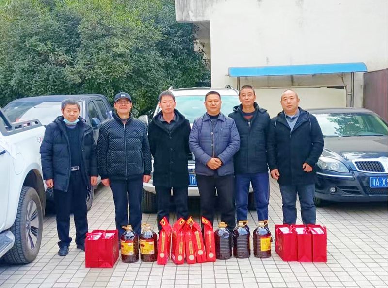 一分公司开展2023年春节期间走访慰问退役军人活动