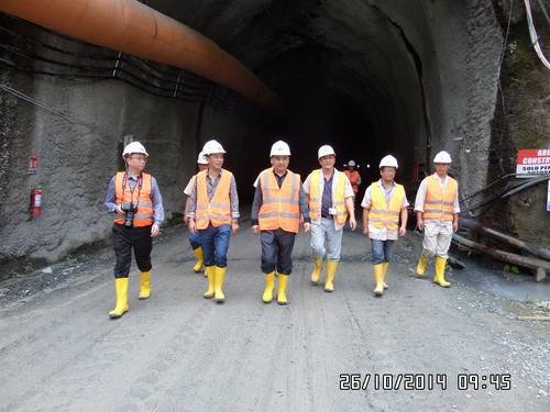 邬清富到厄瓜多尔TP水电站土建工程项目视察指导工作