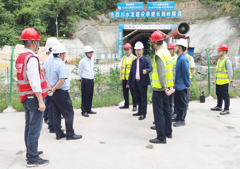 向仕春到亭子口灌区一期工程I标开展防洪度汛暨节前安全检查