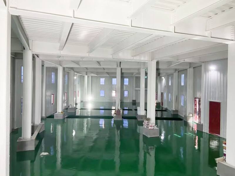 建设公司移交德格县包装饮用水帮扶项目场地并持续开展下步工作